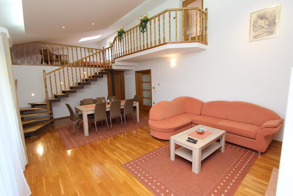 Apartment Villa Nera Pula Chambre photo