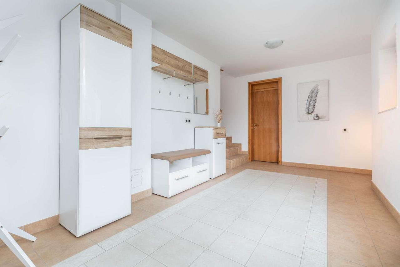 Apartment Villa Nera Pula Extérieur photo